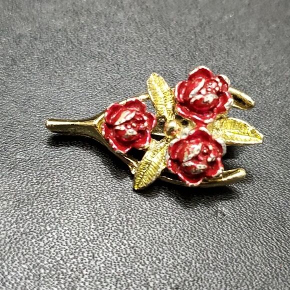 Vintage Gerry's wishbone brooch - Picture 4 of 8